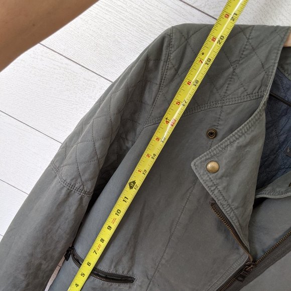 SOLD - NOT FOR SALE!//GAP Quilted Cotton Moto Jacket 8! - Picture 3 of 7